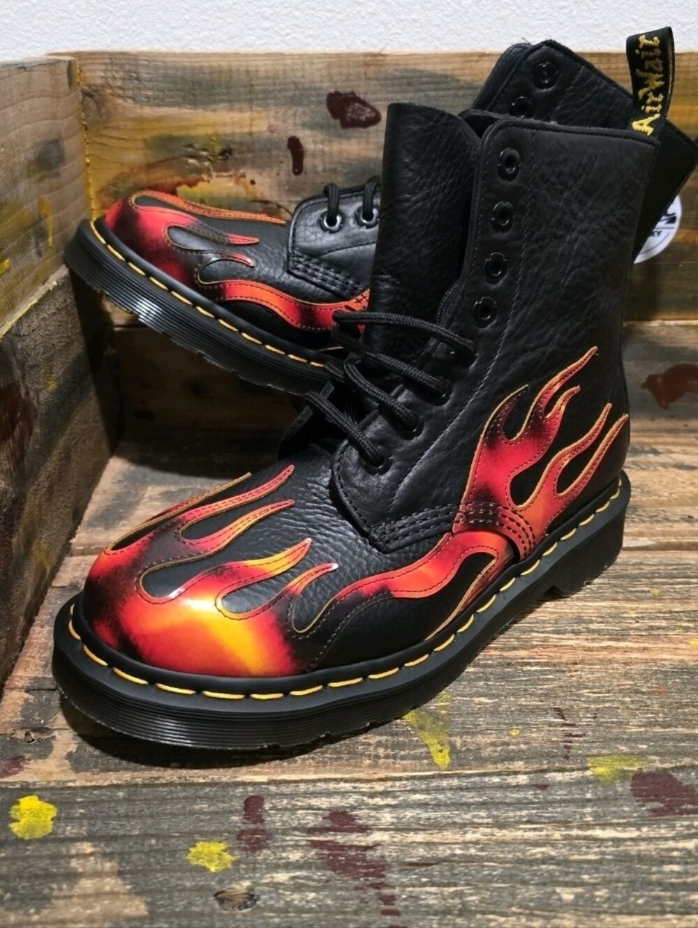 Dr Martens 1460 Pascal Flame Leather Boots $200 Black Red Sz 7 Women's New